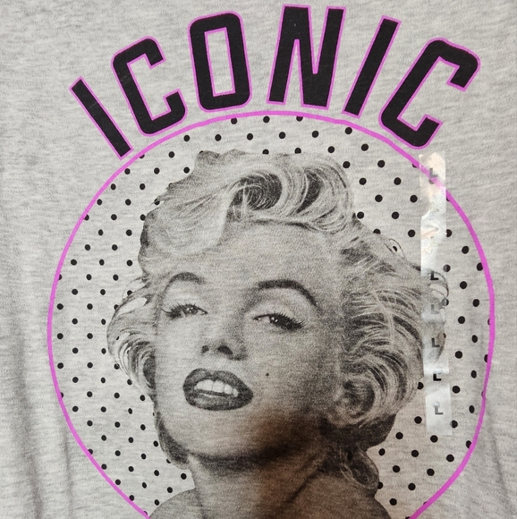 Marilyn Monroe Gray Iconic Graphic Reversible Sweatshirt - Picture 3 of 11